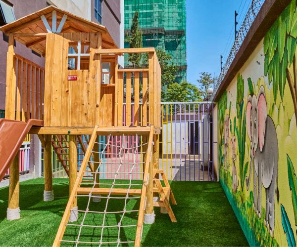 MarinaB8F_021225_535